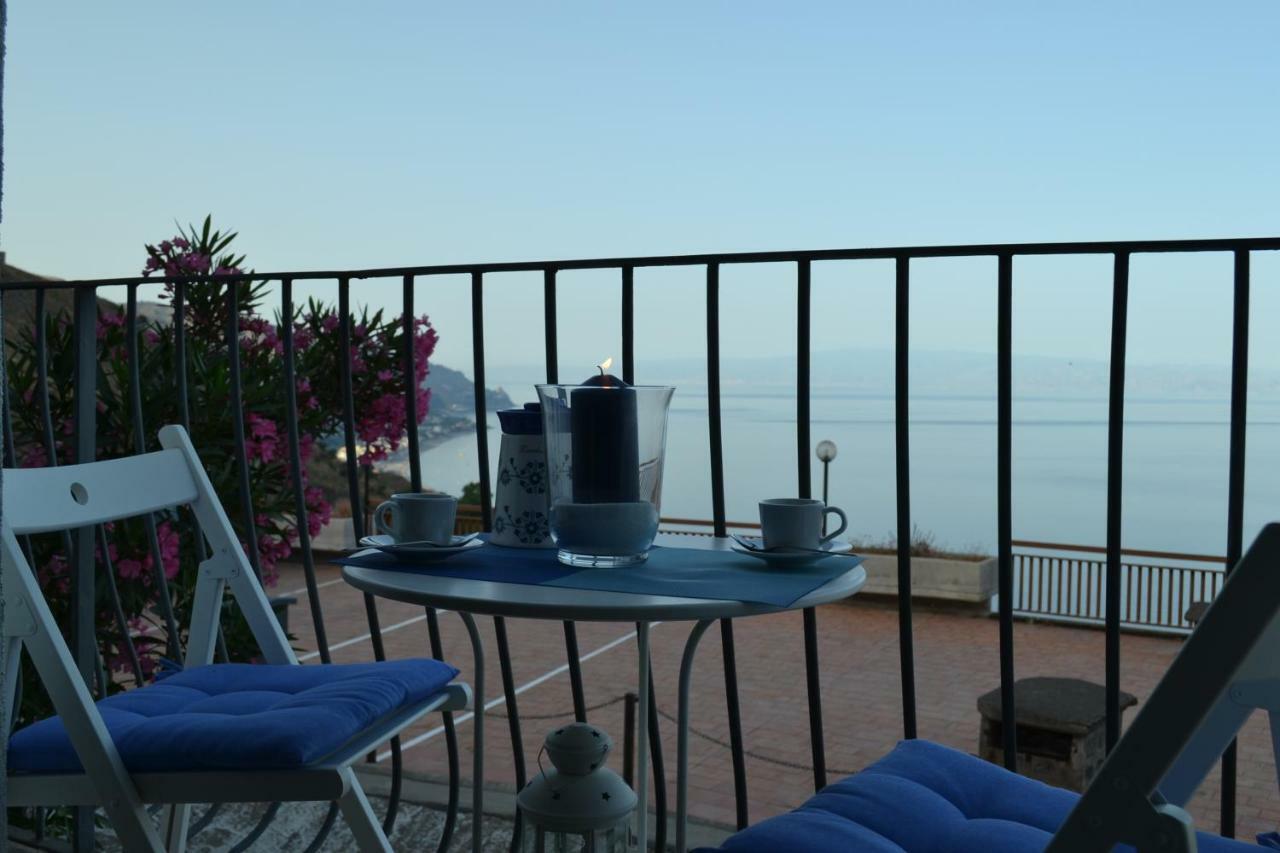 Charming Place 2 Taormina Exterior photo